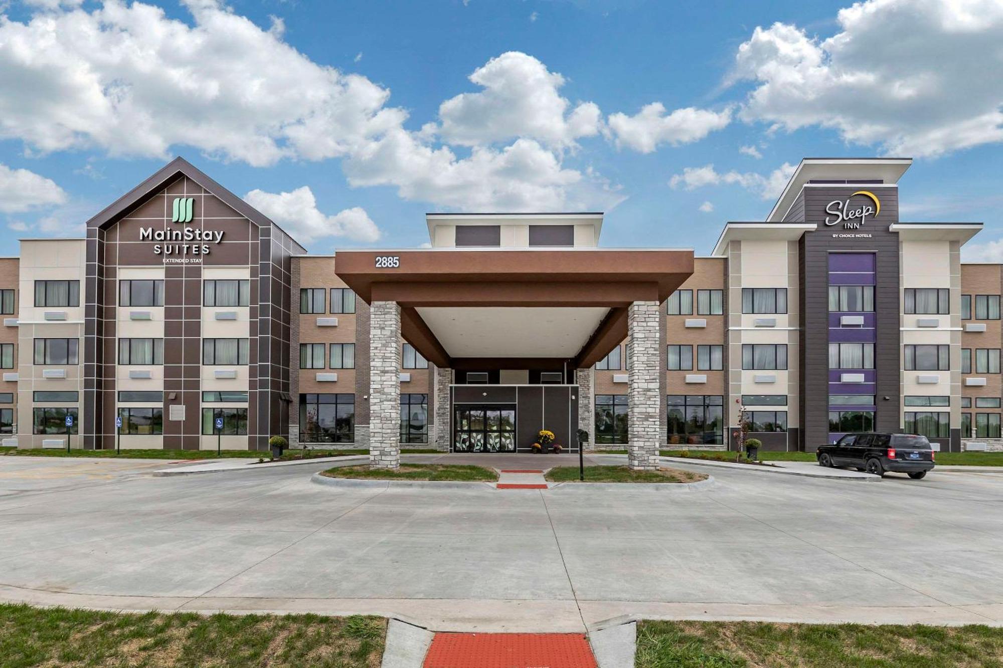 MainStay Suites Waukee-West Des Moines Exterior foto